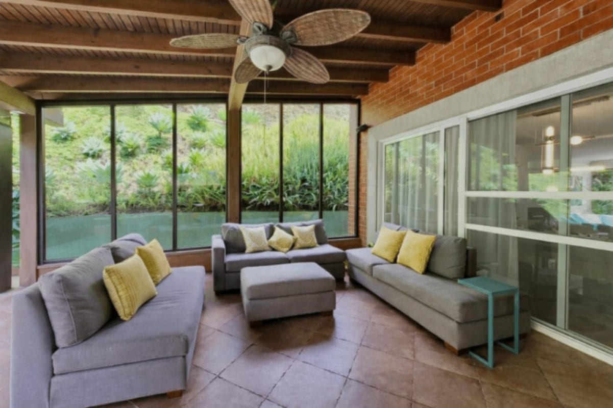 Casa con piscina en venta en Fraijanes — foto 12 de 14