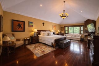 Preciosa casa en venta en condominio exclusivo CAES — miniatura 6 de 17